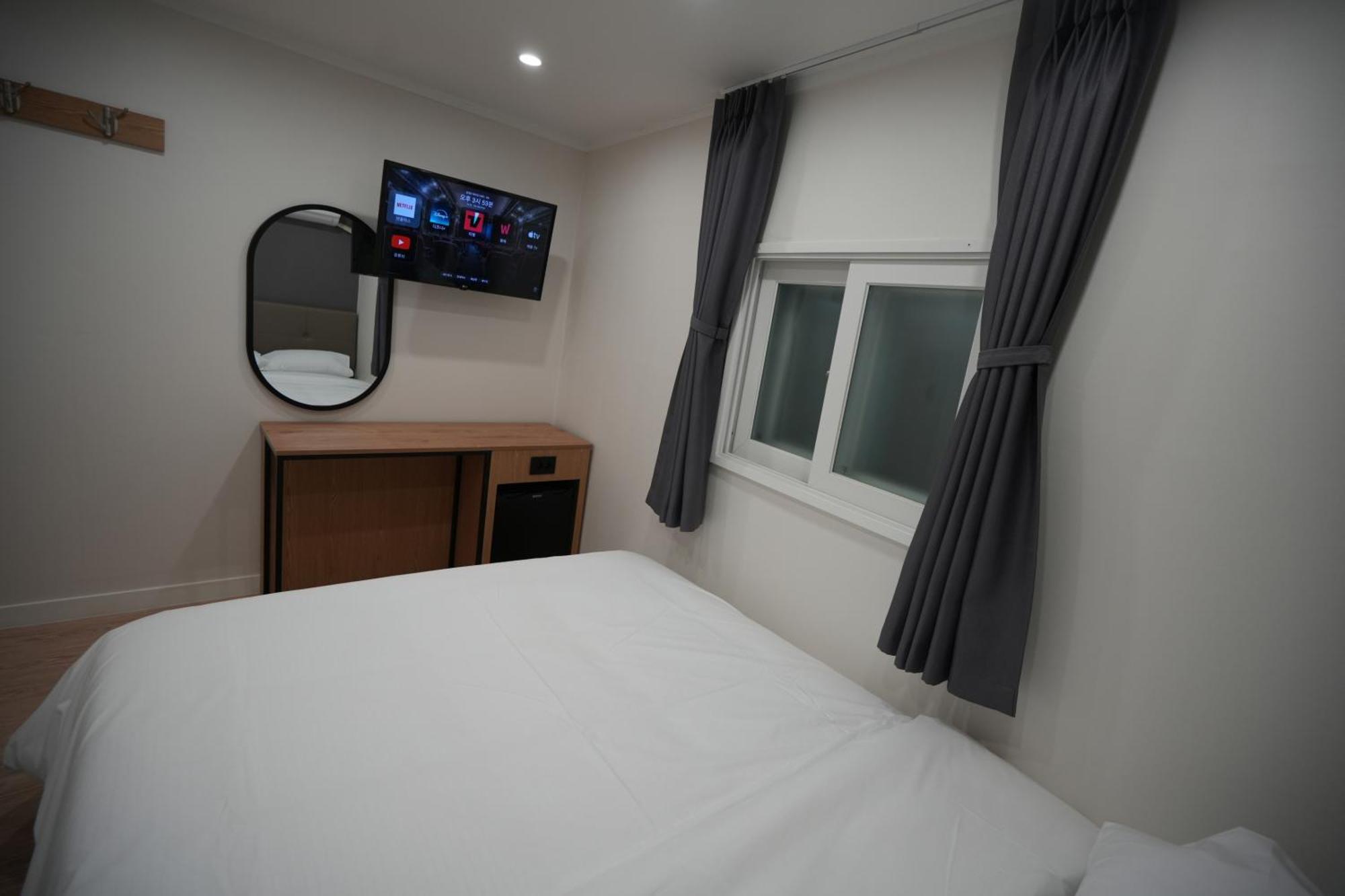 Hotel About Dongdaemun 2*