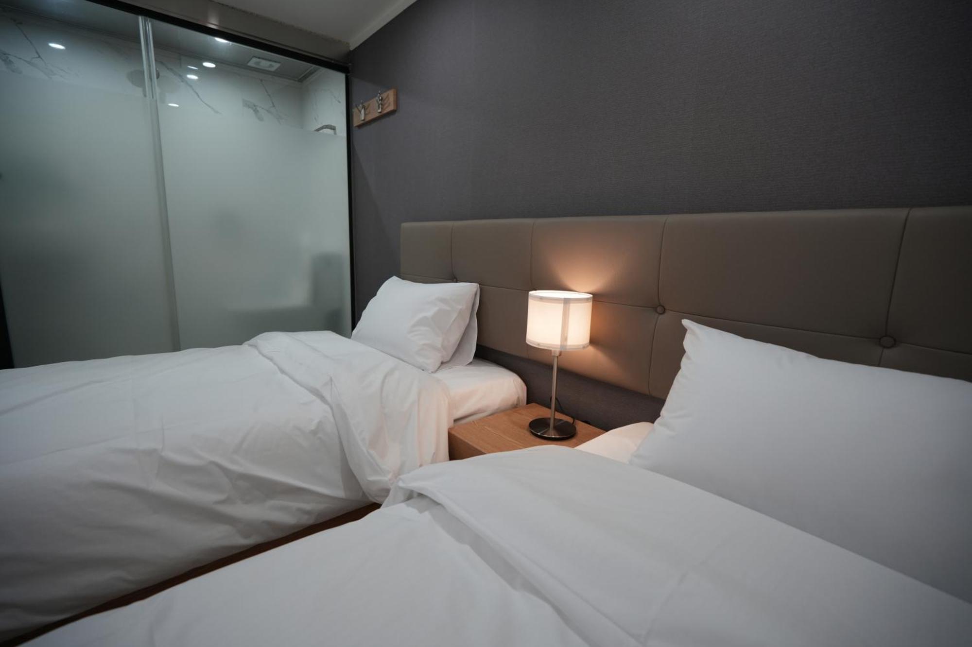 Hotel About Dongdaemun 2*