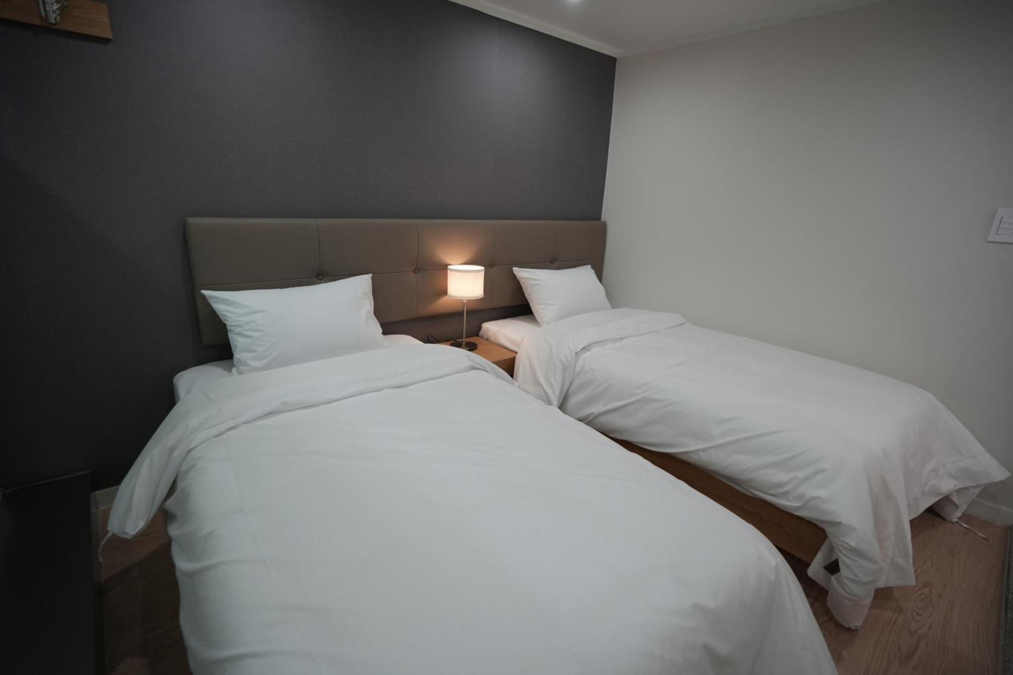 About Dongdaemun Hotel 2*